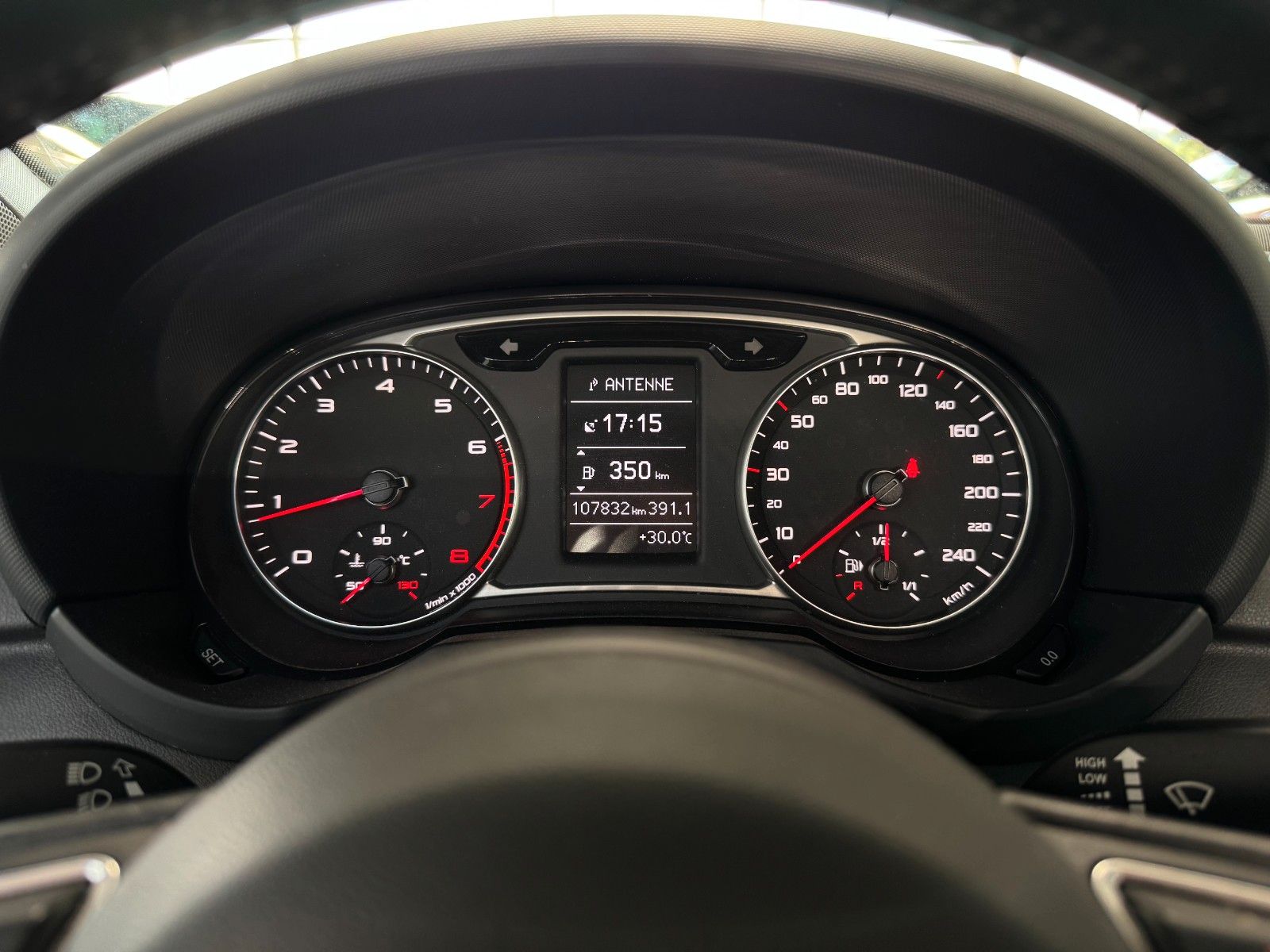 Fahrzeugabbildung Audi A1 1.4 TFSI sport   "Klimaautomatik Sitzheizung"
