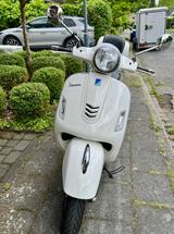 Vespa GTS 300 ABS/ASR weiß - VESPA ROLLER