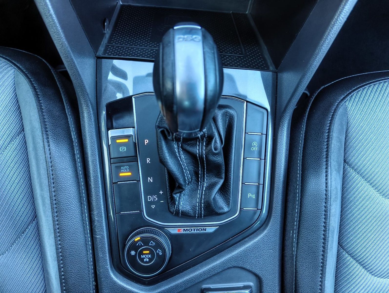 Fahrzeugabbildung Volkswagen Tiguan Highline 2.0 TDI (190 PS) 4Motion DSG