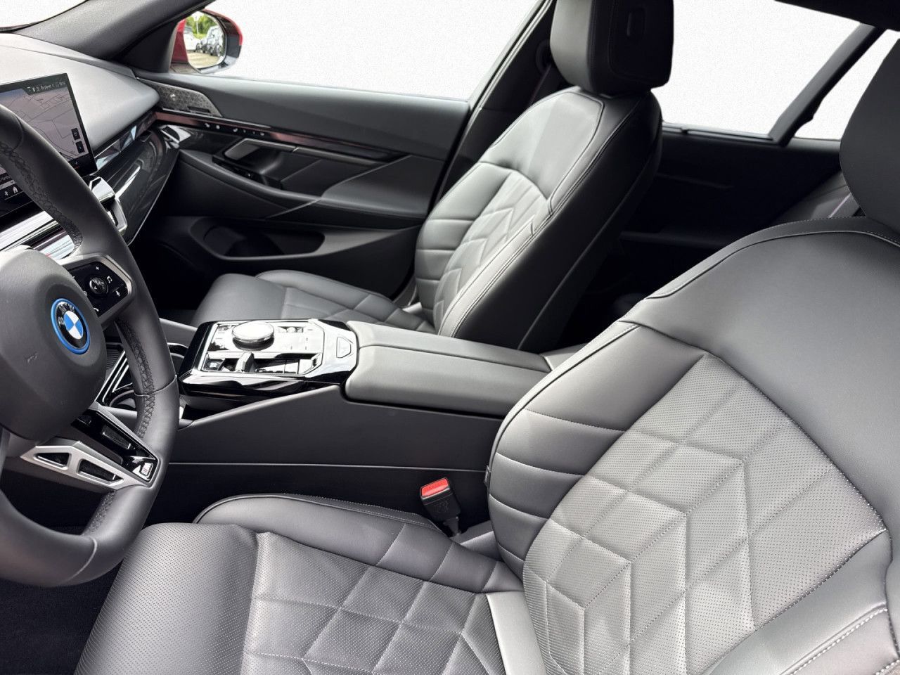 BMW i5 - Bild 13