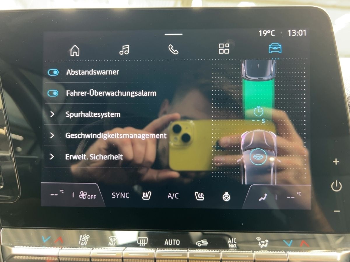 Renault Megane E-TECH - Bild 14
