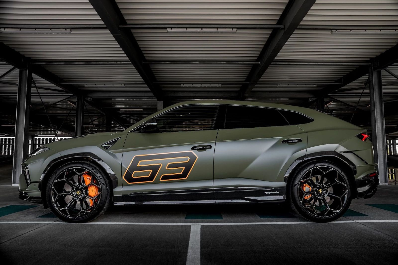 Fahrzeugabbildung Lamborghini Urus PERFORMANTE |ADAS+|B&O|CARBON|AKRAPOVIC|PPF