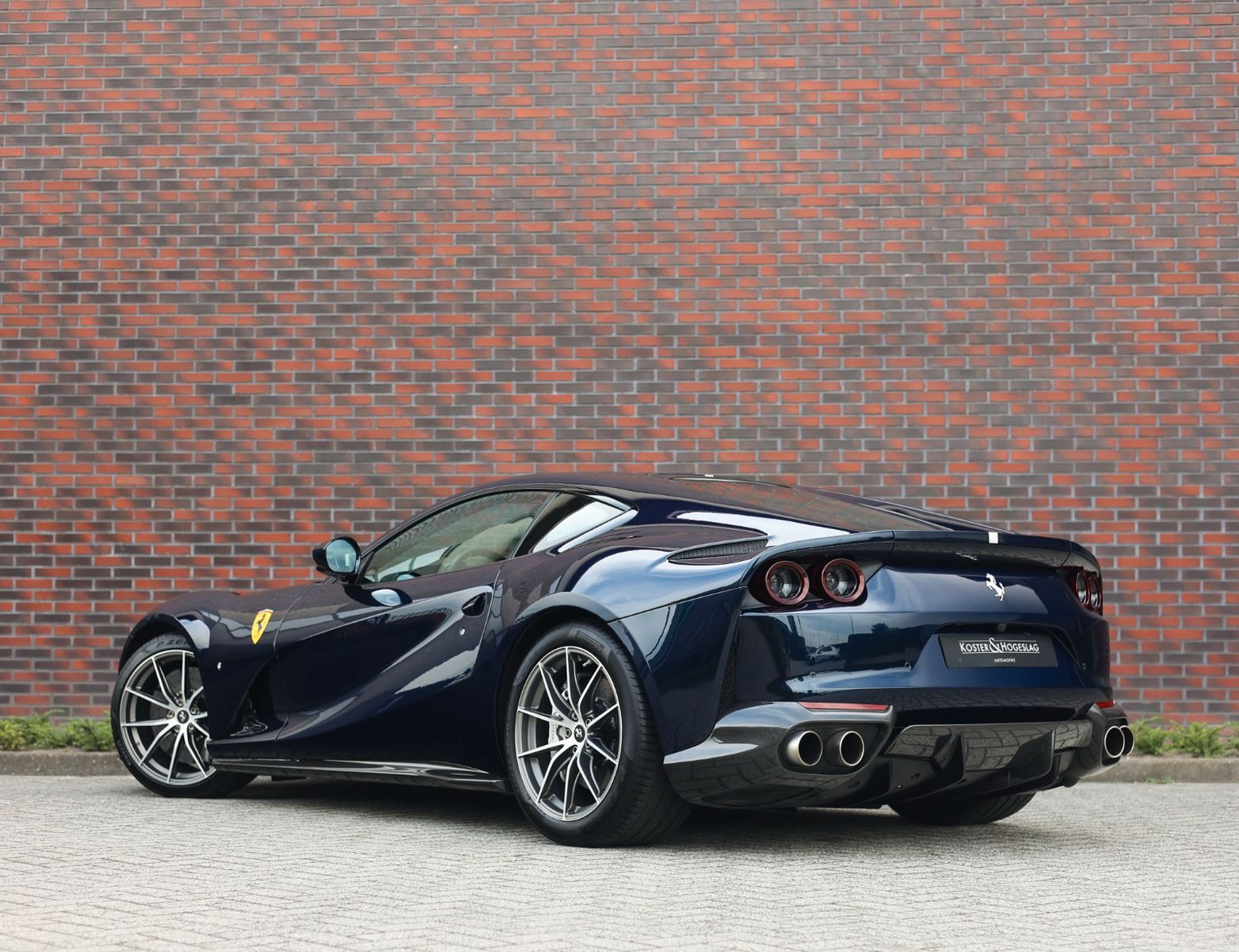 Ferrari 812 Superfast 6.5 V12 | Tailor Made imagem 2