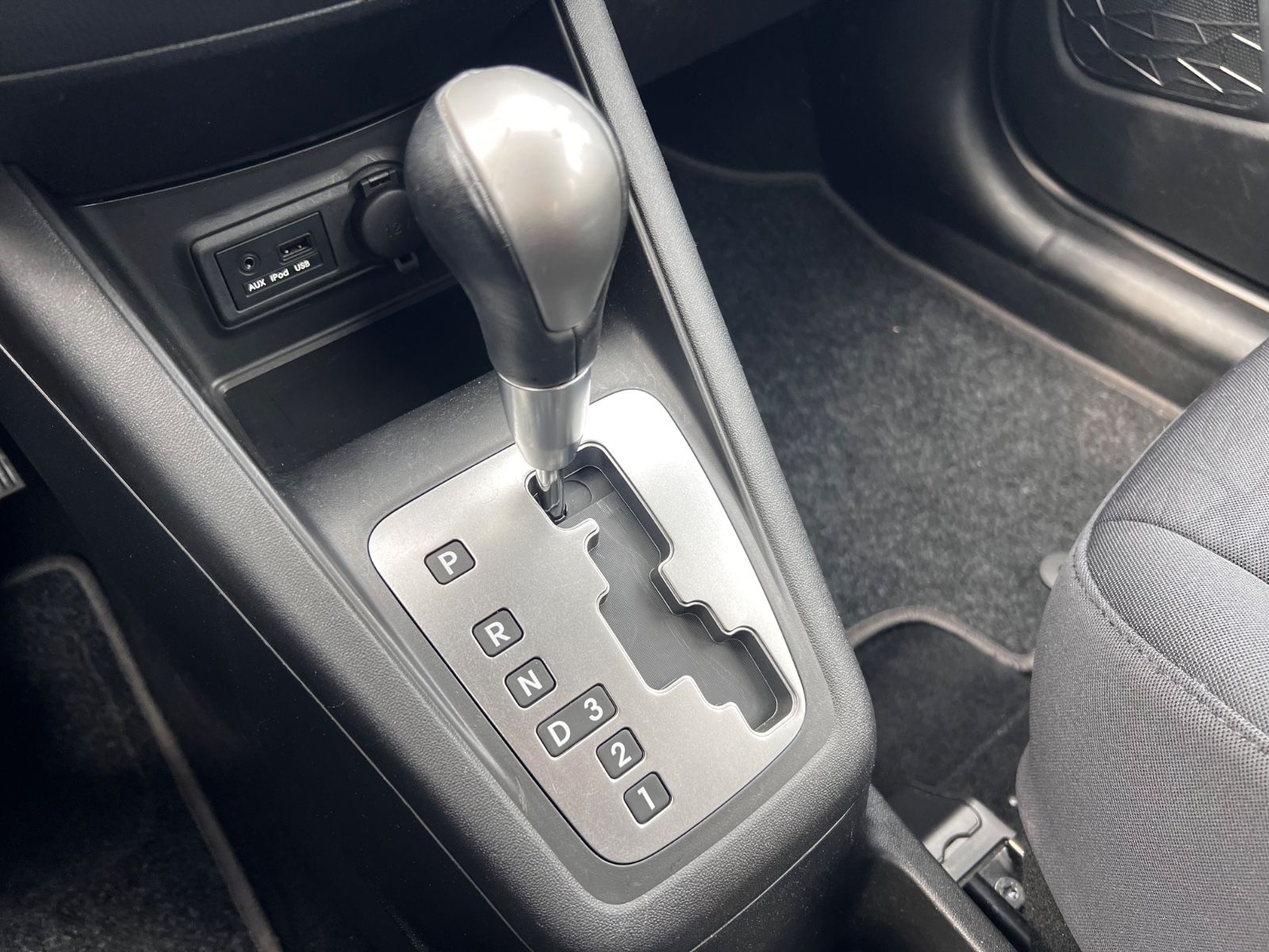 ix20 1.6 Style Automatik * 96.000km*AHK*Klima*