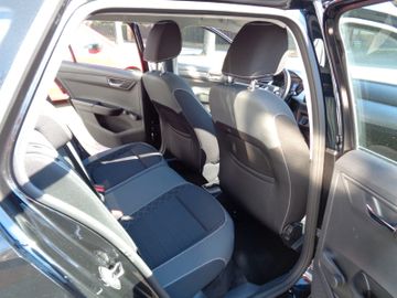 Bild 13 Skoda Fabia Combi Ambition 1.0TSI DSG PDC SML DAB TEMP