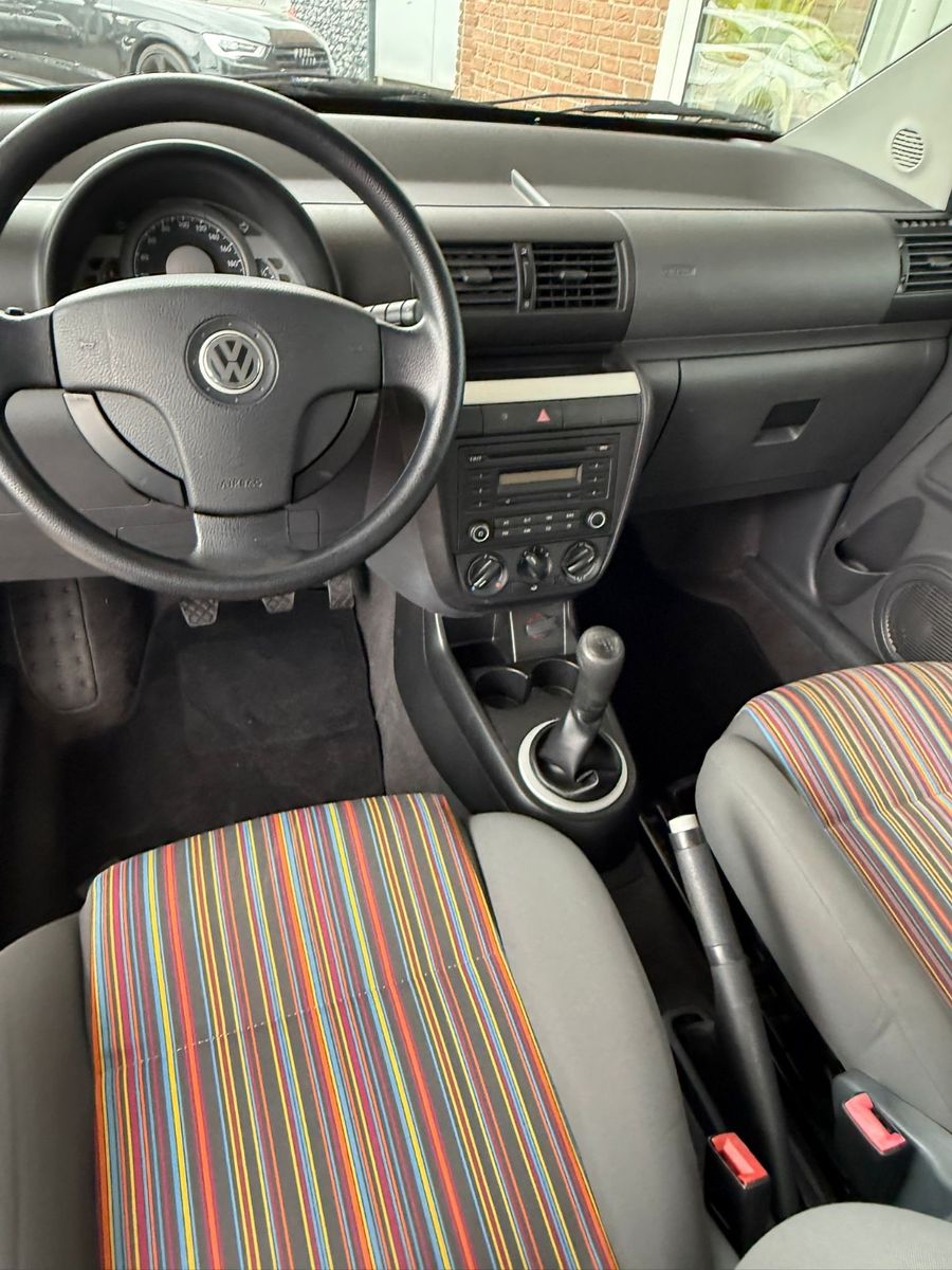 Fahrzeugabbildung Volkswagen Fox Basis 1. Hand/ erst 24 Tkm