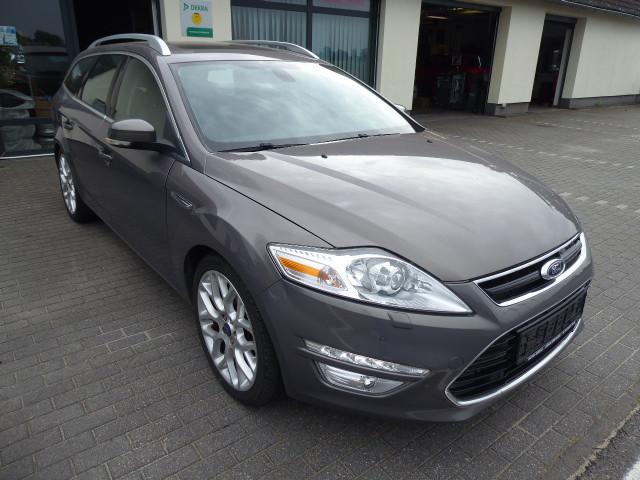 Ford Mondeo 2012 — interior