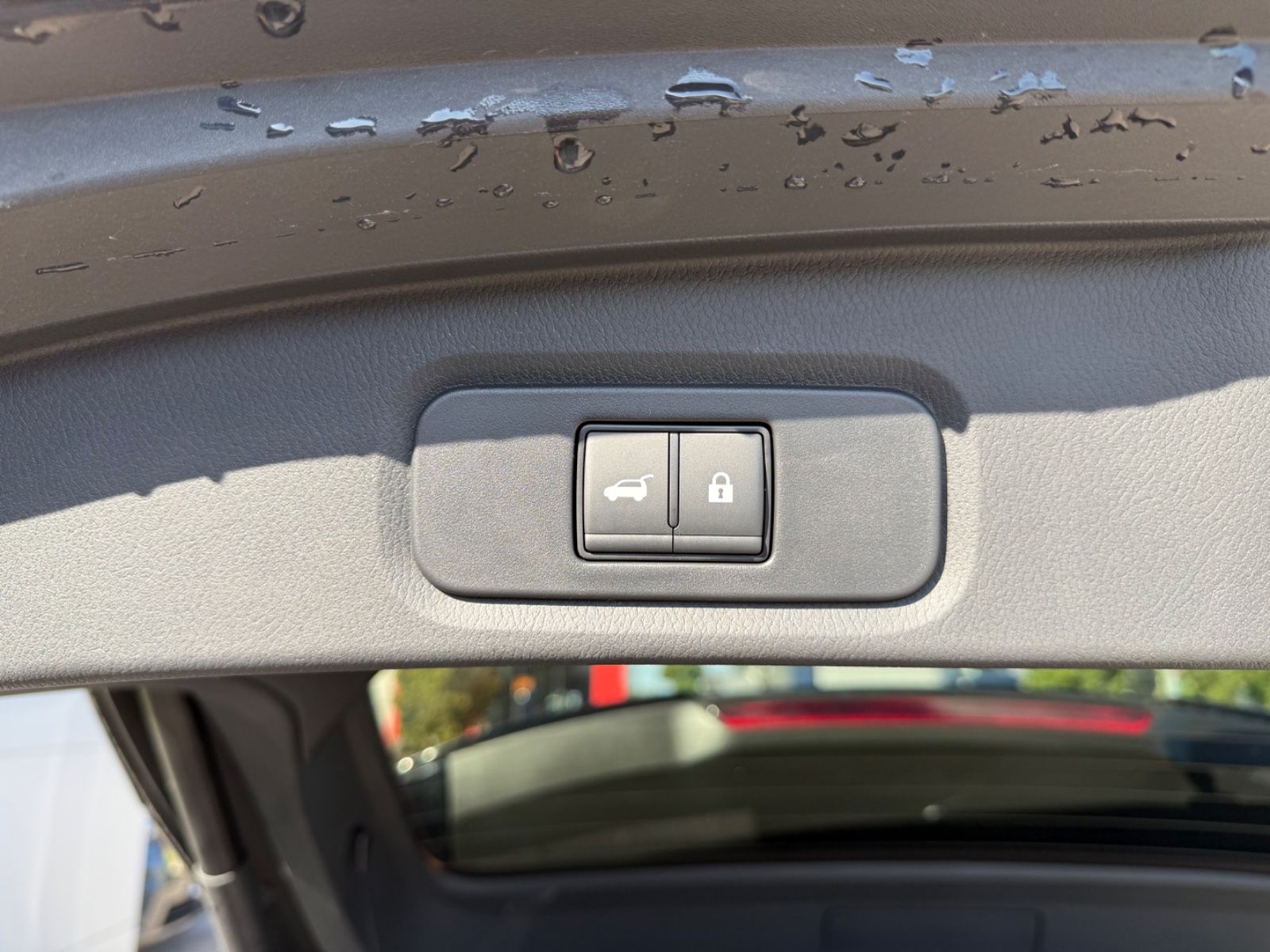 Fahrzeugabbildung Nissan Qashqai N-Design e-Power - Alcantara