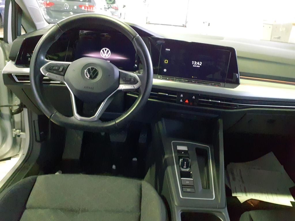 Golf Variant VIII 1.5 eTSI DSG Life AHK/LED Plus