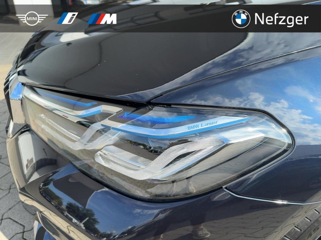 BMW 530 i M Sport Laser HUD H/K Massage Glasdach AHK foto 20