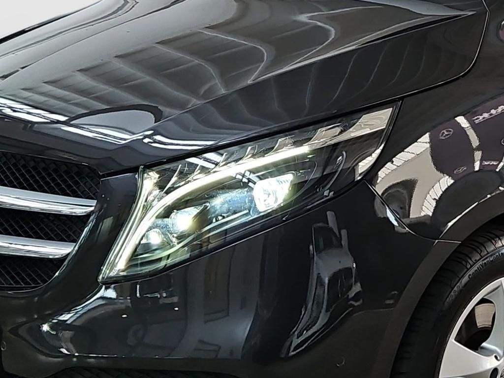 Fahrzeugabbildung Mercedes-Benz V 220 ED kompakt Navi DAB RFK LED SHZ EASY-Pack