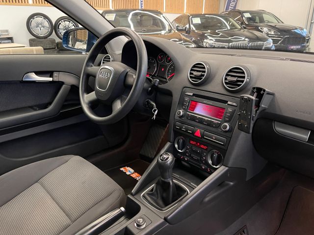 Audi A3 1.6 FSI Attraction *KLIMA*SHZ*BLUETOOTH*