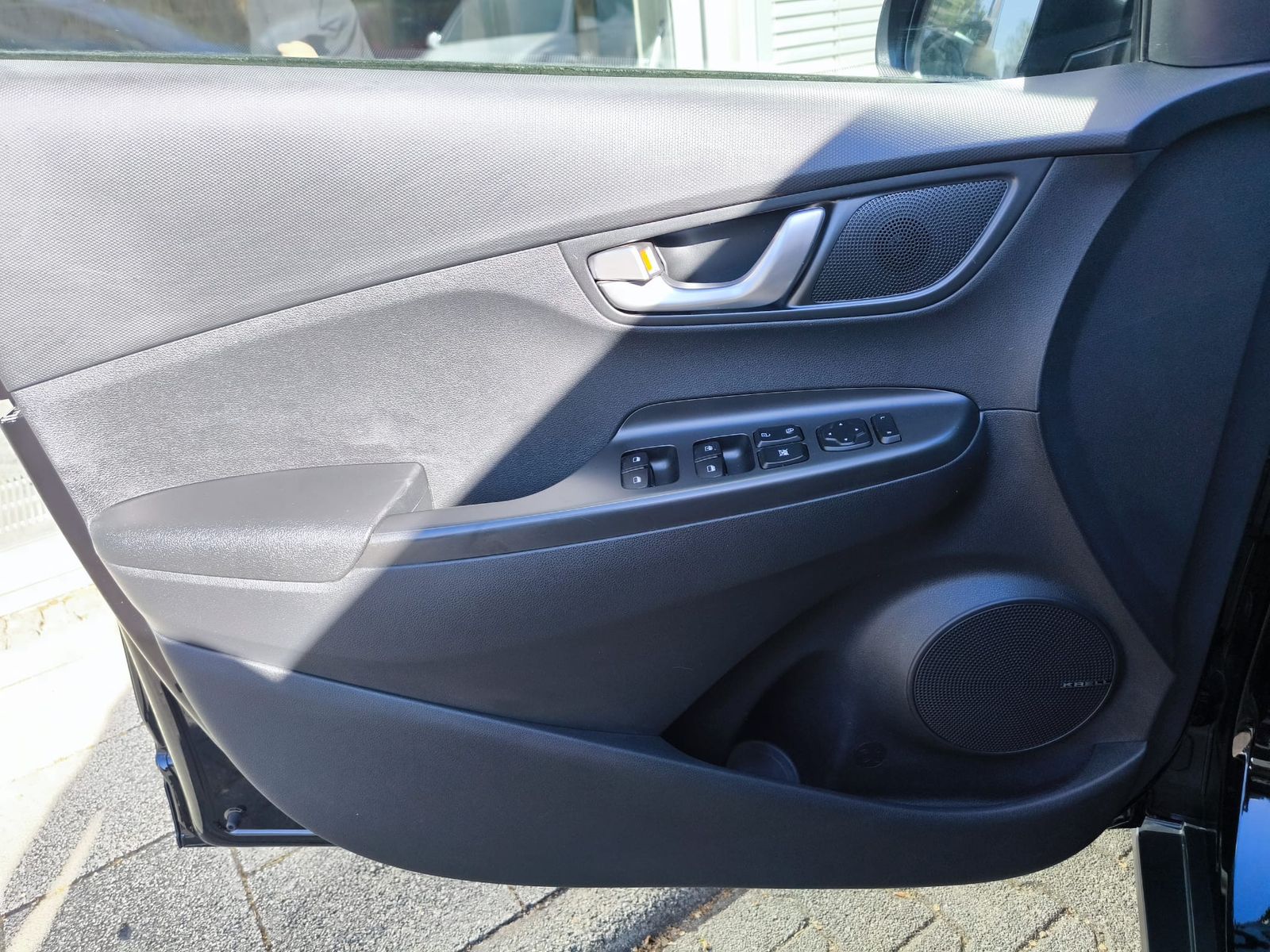 Fahrzeugabbildung Hyundai KONA Elektro Edition 30 LED+NAVI+SHZ+KAMER+KRELL