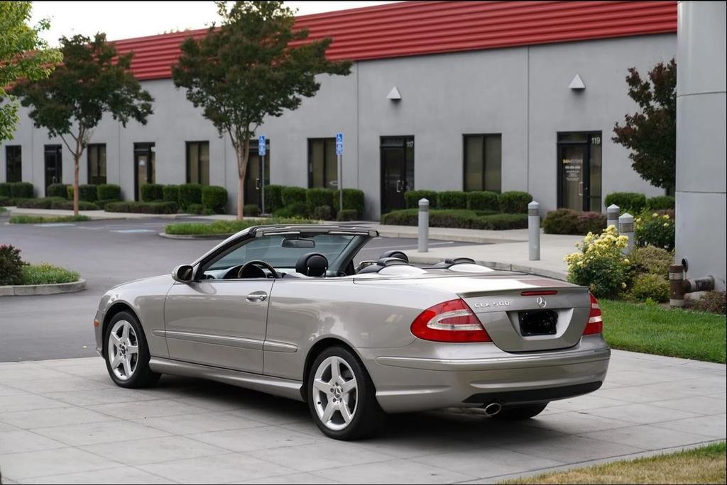 Mercedes-Benz CLK 500