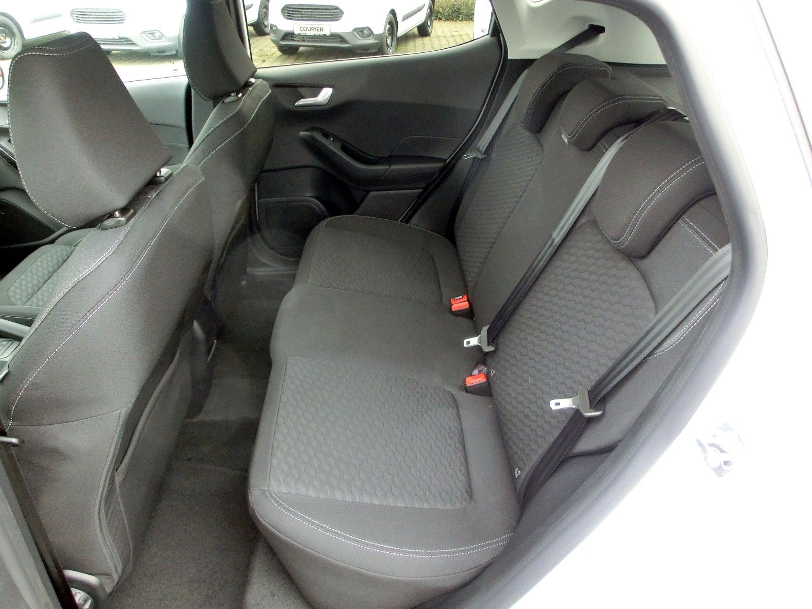 Fahrzeugabbildung Ford Fiesta Titanium *LED*Winterpaket*ACC*Parkpilot*
