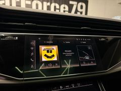AUDI Q8 55 TFSI quattro LENKRAD-,SITZHZG AHK HEADUP