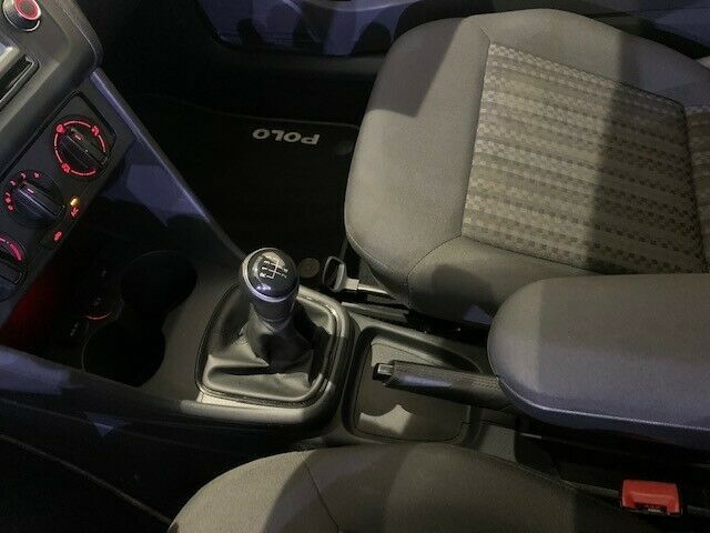 Fahrzeugabbildung Volkswagen Polo V 1.4 TDI NAVI/TEMP/ALARM/TEMPOMAT