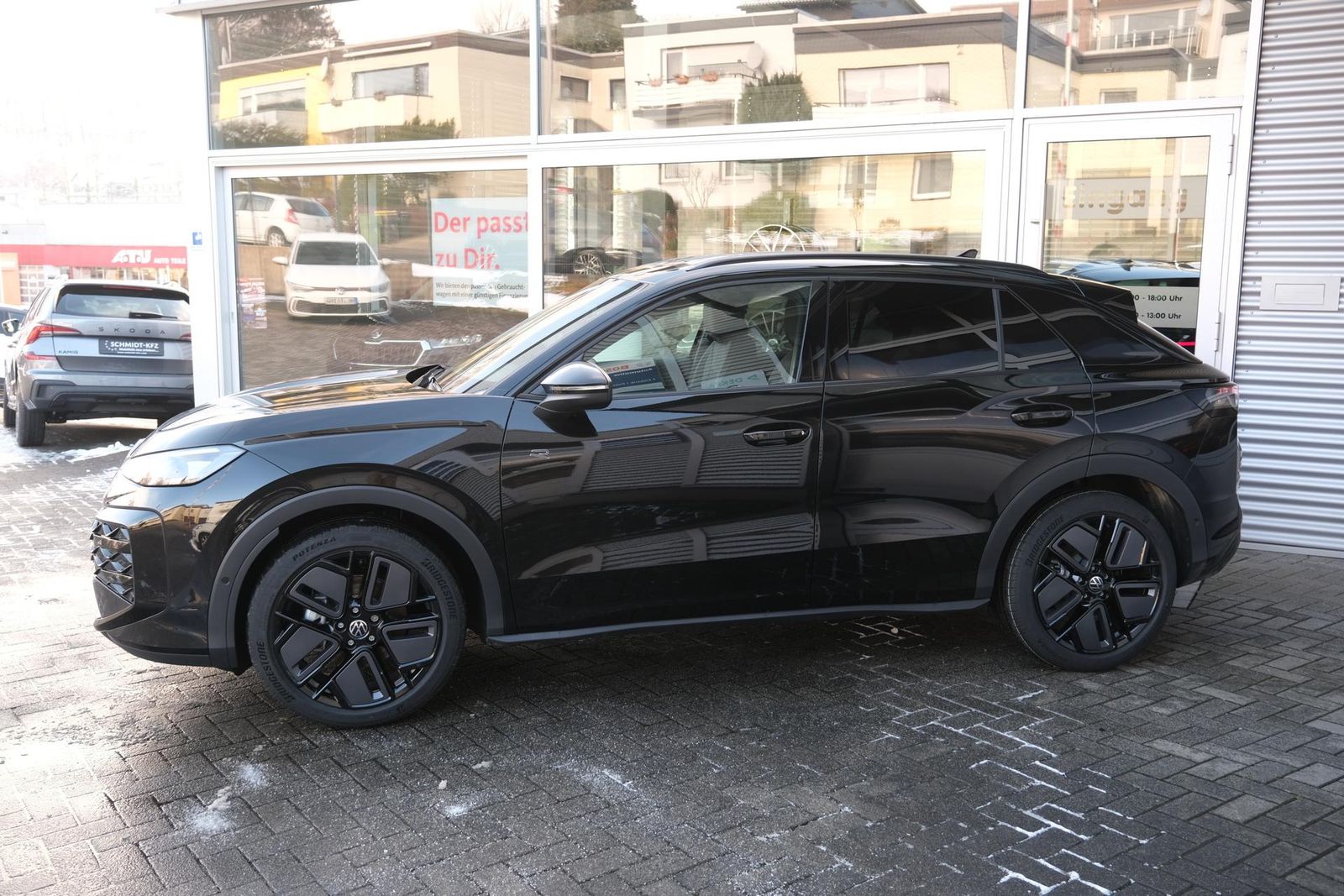 Volkswagen T-Roc 1.5 eTSI DSG R-Line AHK Matrix Black Pa... imagem 2