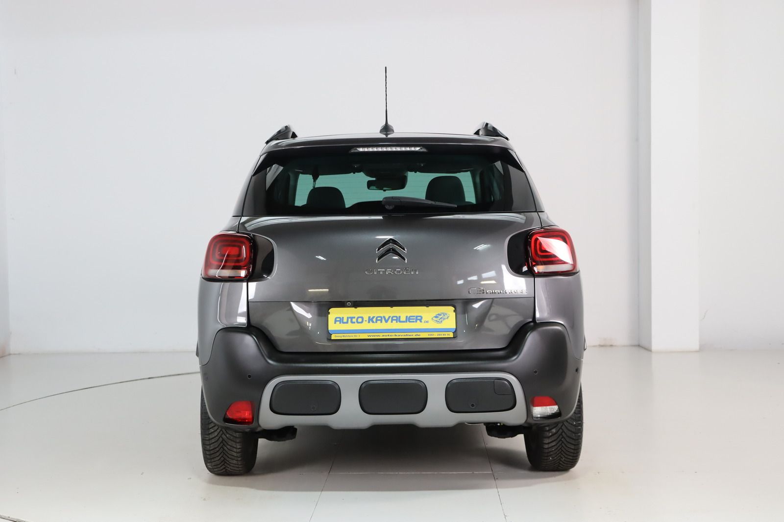 Fahrzeugabbildung Citroën C3 Aircross PT 110 Shine * LED * SHZ *