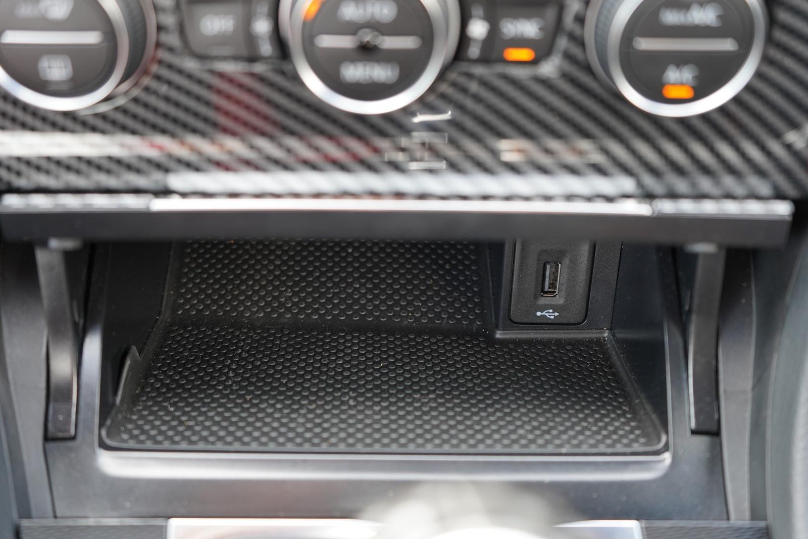 Volkswagen Golf VII 2.0 GTI Sitzheizung Klimaaut. PDC AHK