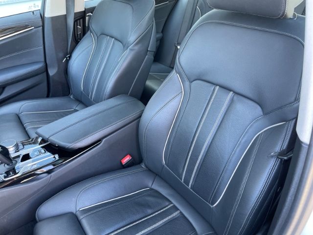 Fahrzeugabbildung BMW 530 i Mild-Hybrid Luxury Line Autom. Panoramadac