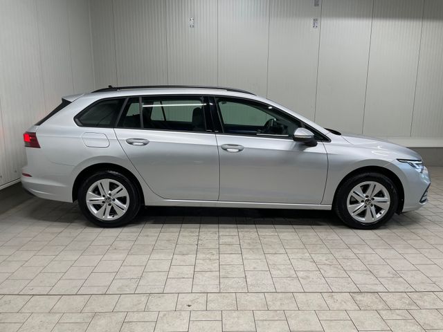 Golf VIII Variant Life 2.0 TDI NAVI ACC