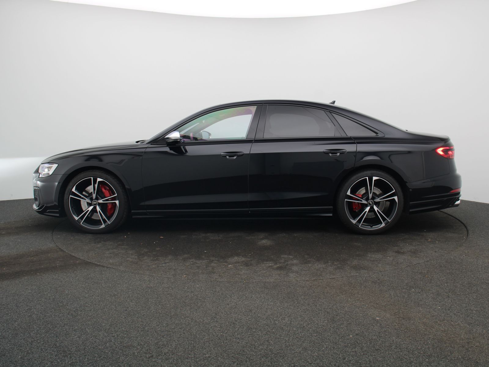 Audi S8 - Bild 4