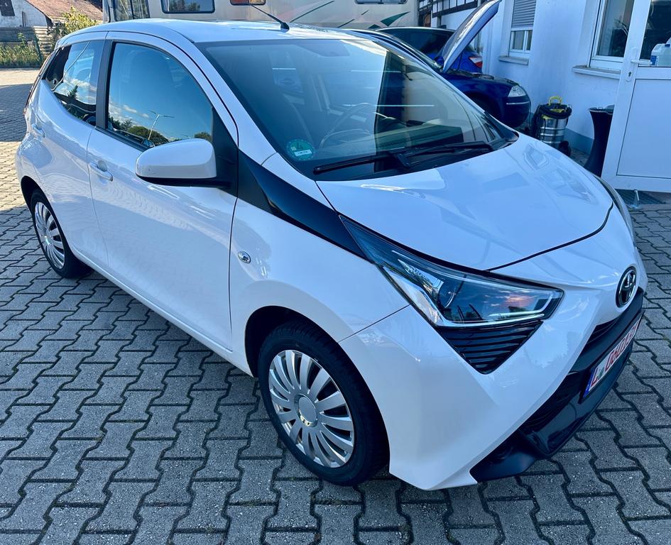 Toyota Aygo (X)