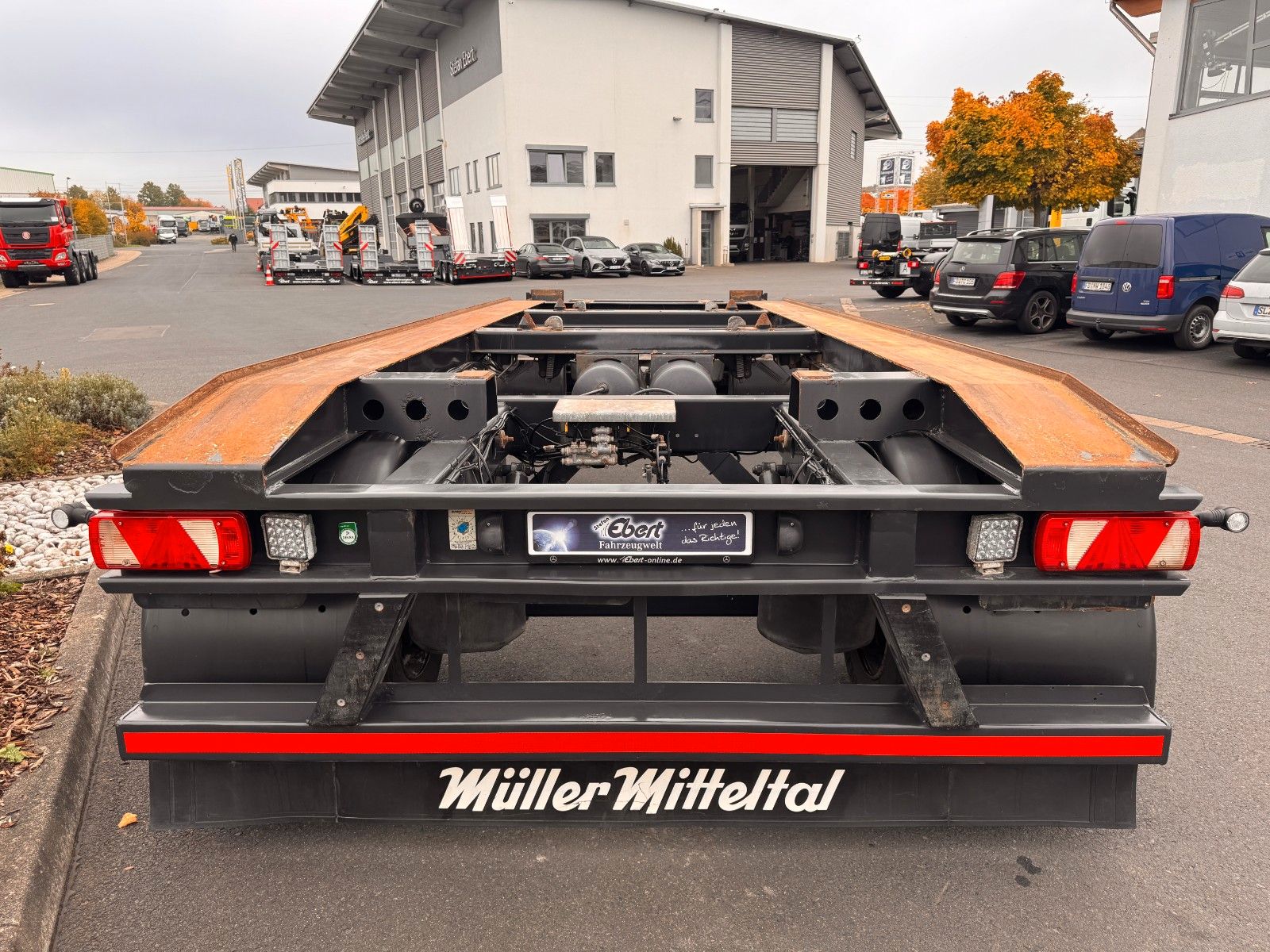 Fahrzeugabbildung Müller-Mitteltal RA-T 18,0 Containerfahrgestell