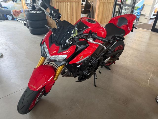Kawasaki Z900
