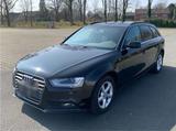 Audi A4 B8 Facelift 2.0 TDI Zahnriemen neu - Audi A4: Kombi, Zahnriemen