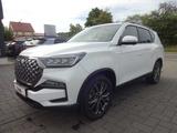 KGM Rexton BlackLine 8AT 4WD - KGM Rexton Black