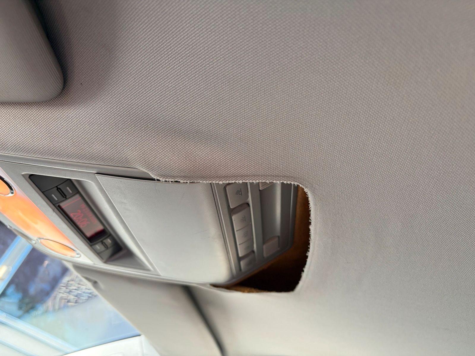 Volkswagen Touareg 2009 — photo 8