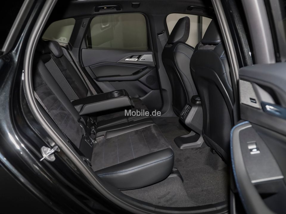 BMW 223 Active Tourer - Bild 10