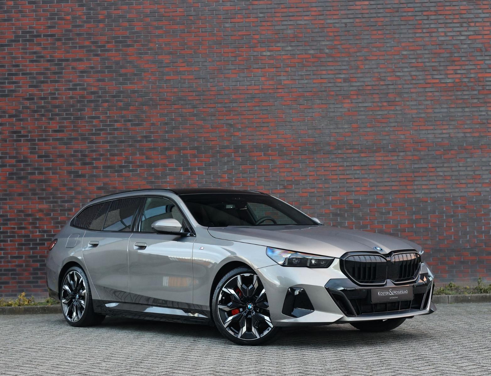 BMW 550 e Touring xDrive | Pano – AHK – M Sport Pro