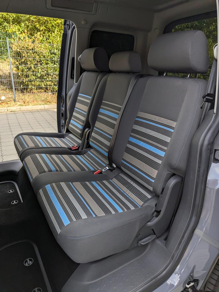 Volkswagen Caddy 2012 — photo 18