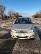 Mercedes-Benz B 180 CDI - Sehr gepflegt  - Mercedes-Benz B 180 in Nürnberg