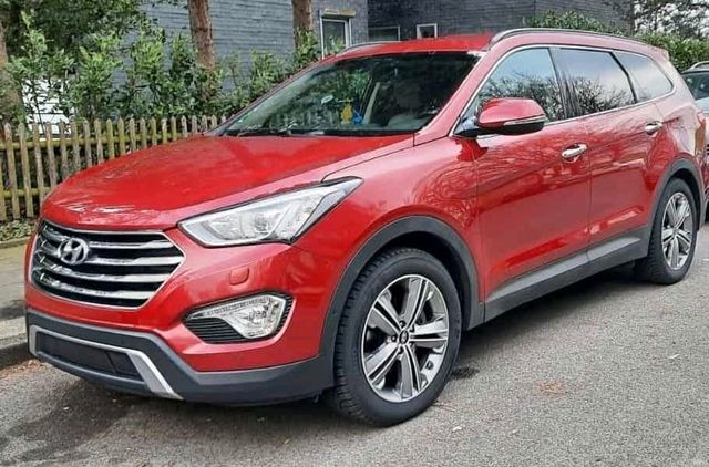 HYUNDAI Grand Santa Fe