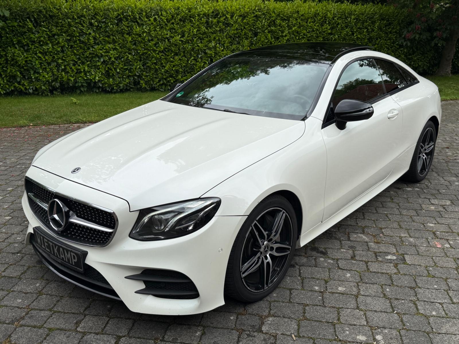 Mercedes-Benz E 300  Coupe AMG /Widescreen