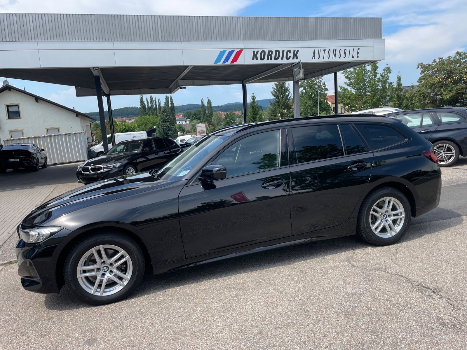 BMW 318iA 2.0 TOURING G21LCI/LC+/LED/CAM/SHZ foto 3