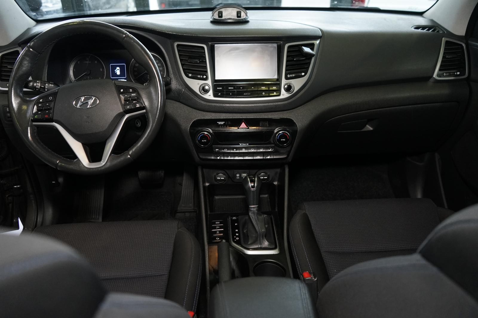 Hyundai Tucson Intro Edition 4WD+NAVI+KAMERA+TOT WINKEL+