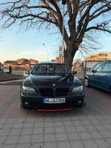 BMW 730 D Schwarz - BMW 730 aus 2007: 730d