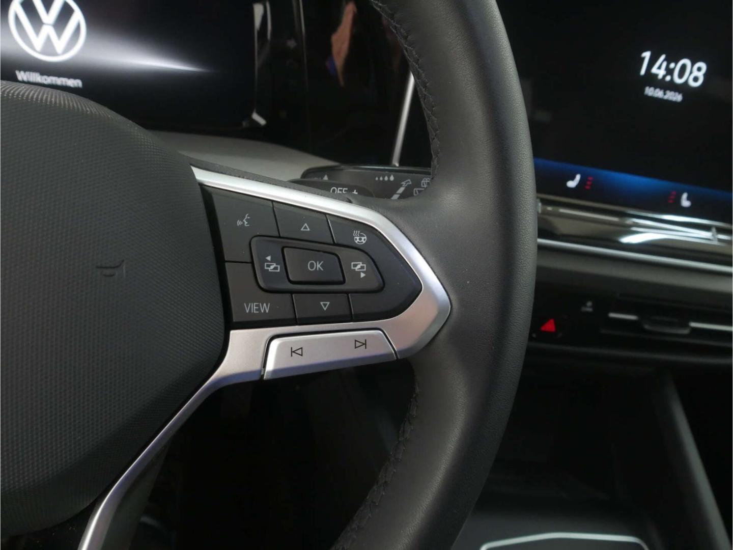 Volkswagen Golf Variant 1.5 eTSI DSG App-Connect/SH/Climatr, миниатюра 12