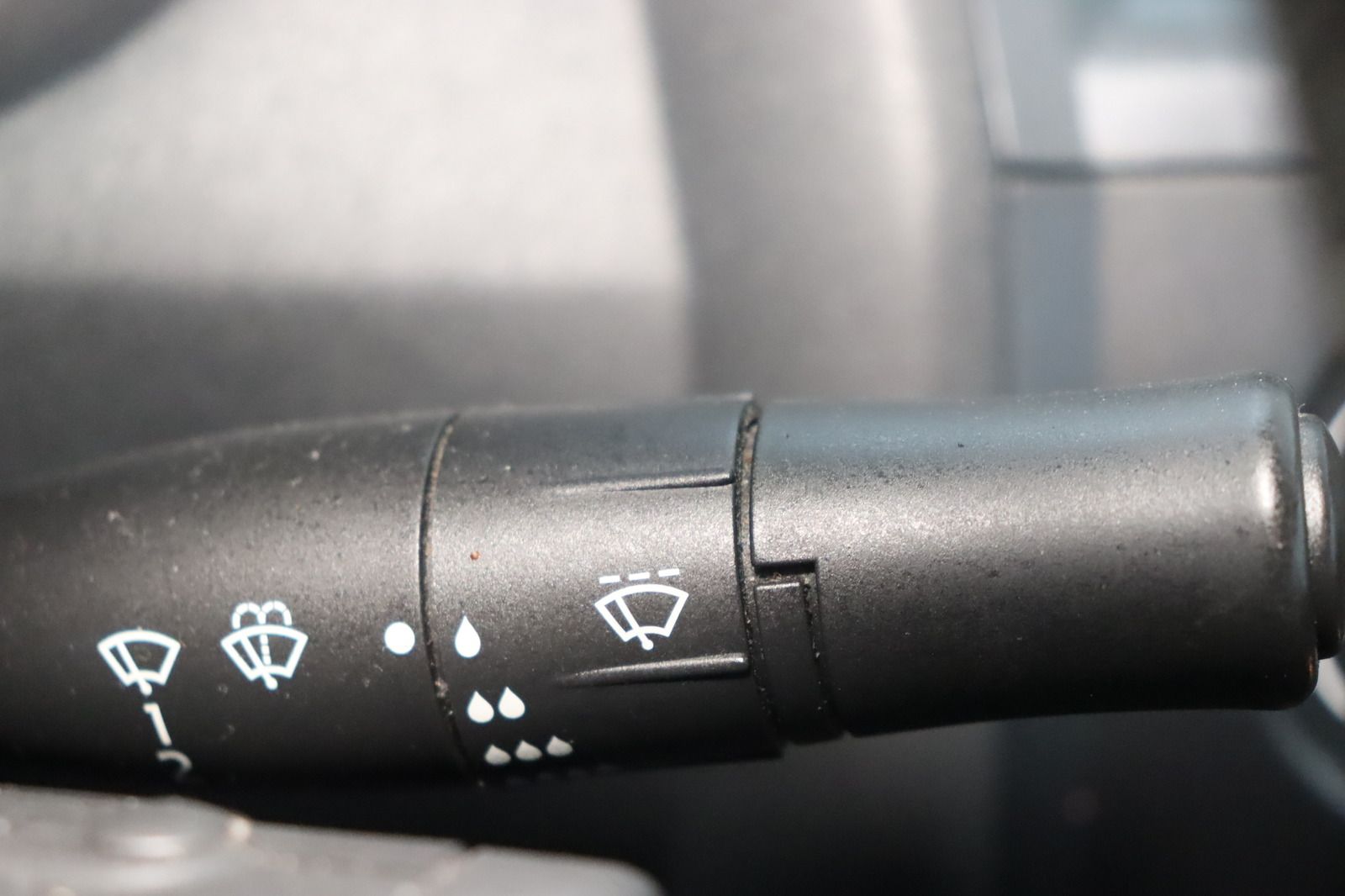 Fahrzeugabbildung Renault Megane 1.6 16V Dynamique HU/AU 09.27