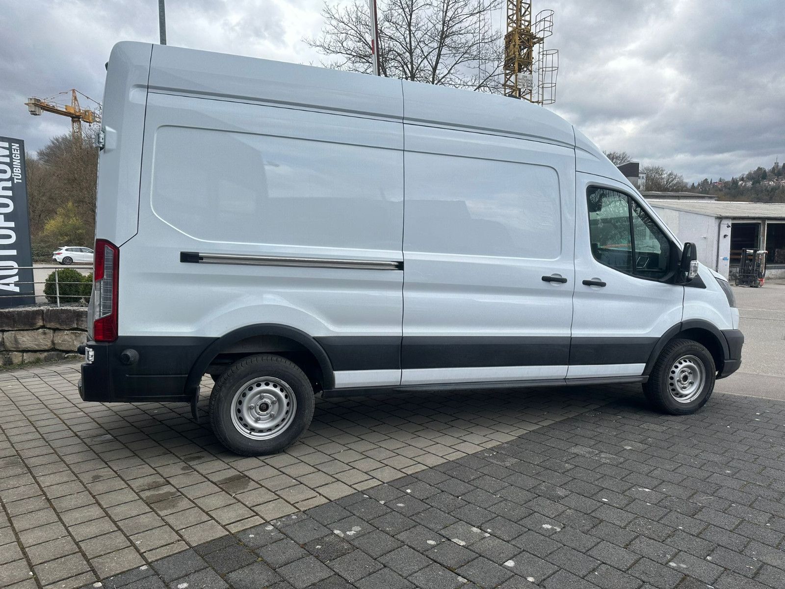 Fahrzeugabbildung Ford E-Transit 350 L3H3 *NAVI*KLIMA*TOUCH*LED*SH