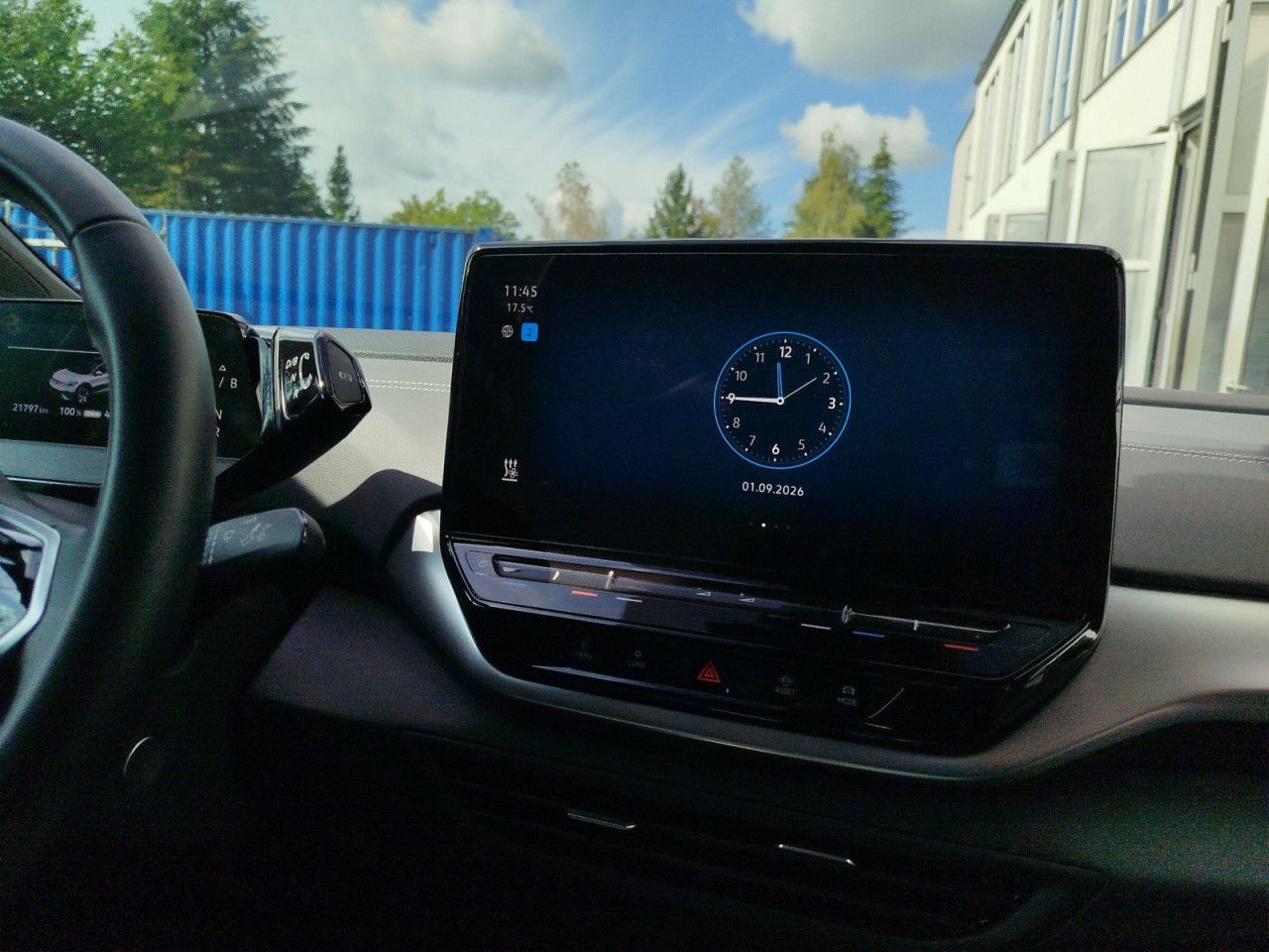 Fahrzeugabbildung Volkswagen ID.5 Pro 128 kW 77 kWh 1-Gang-Automatik, AHK