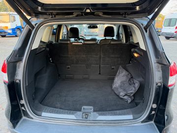 Ford Kuga - 11