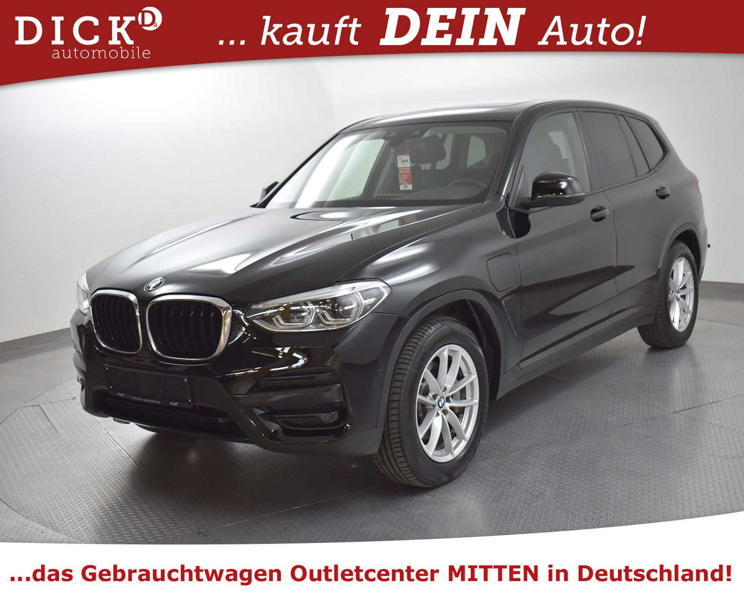 BMW X3 xDr 30e Advant PANOR+LEDER+SHZ+KAM+LED+NAVI+M - Image 4