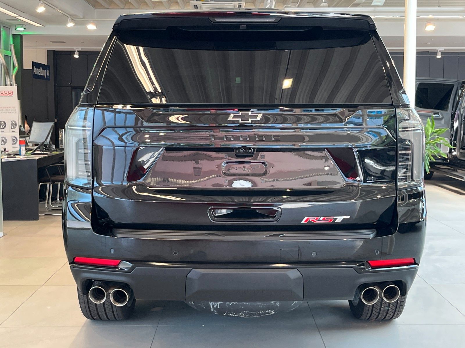 Fahrzeugabbildung Chevrolet Tahoe RST 6.2 V8 LPG
