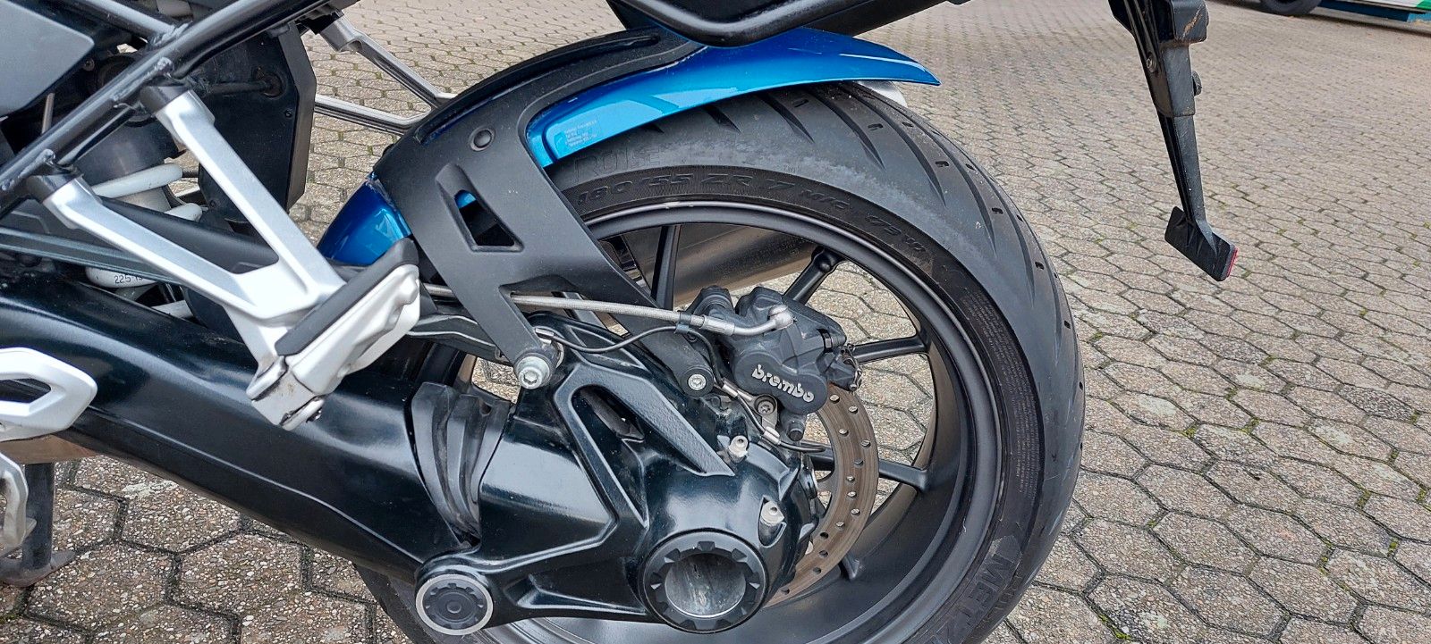 Fahrzeugabbildung BMW R 1200 RS  Scheckheftgepf.  3 Koffer
